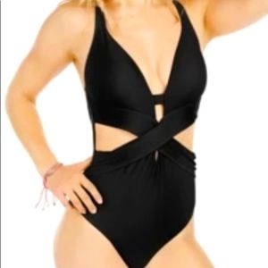 Women’s Bar lll one piece swimsuit